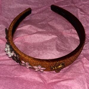 Chic Brown Floral Headband with Pearls